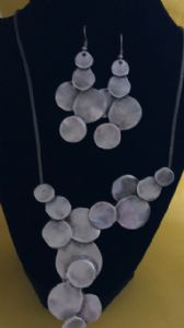 Clustered Pendant Necklace & Drop Earrings
